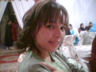 hoda  une  tres  tres  sympa  je  te  kiss